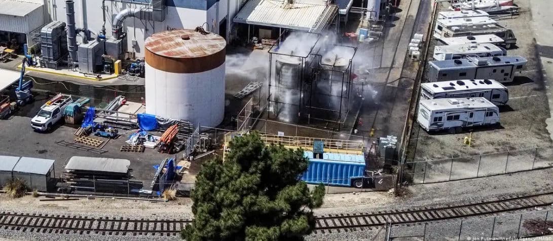 California pide apoyo de emergencia tras fuga química que obligó evacuaciones masivas