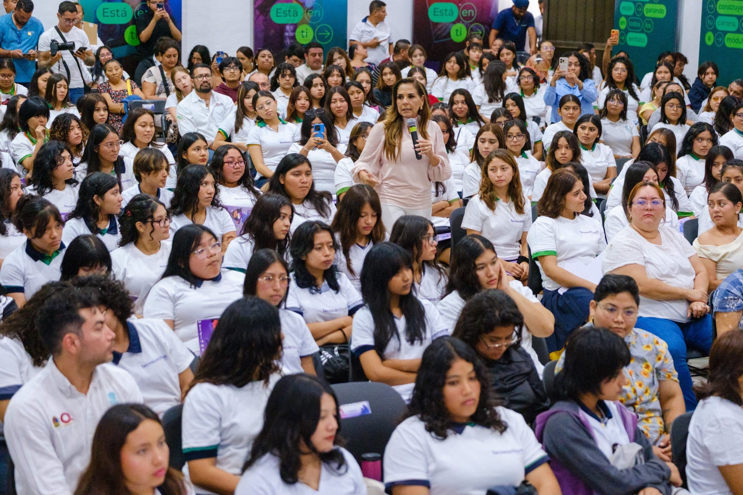 Anuncian mil nuevas becas STEM para niñas y jóvenes de Quintana Roo